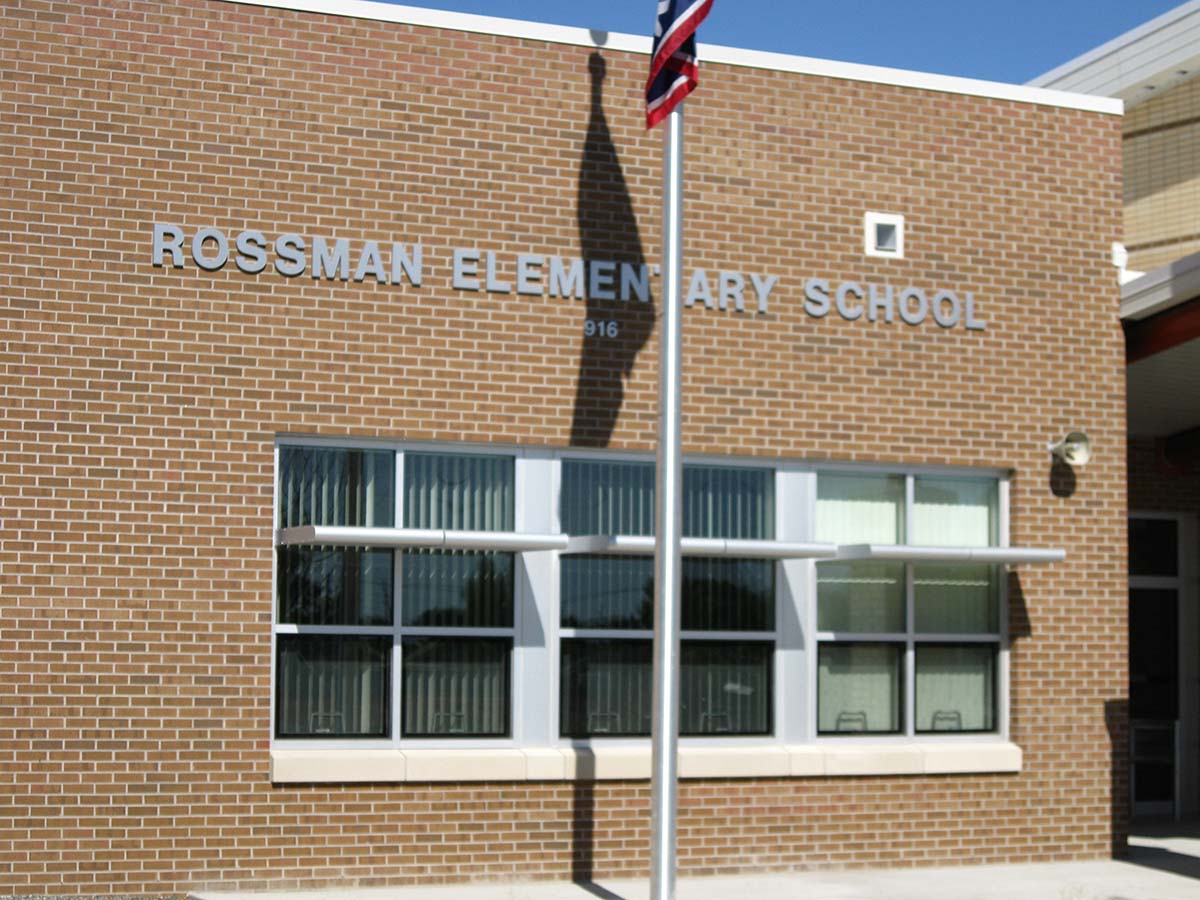 Project - Rossman Elementary - Cheyenne, WY - Curtainwall, Storefront, Windows, Daylight - 2009